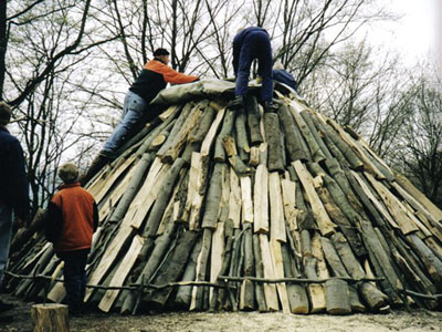 Der Holzkohlemeiler im Jahr 2000