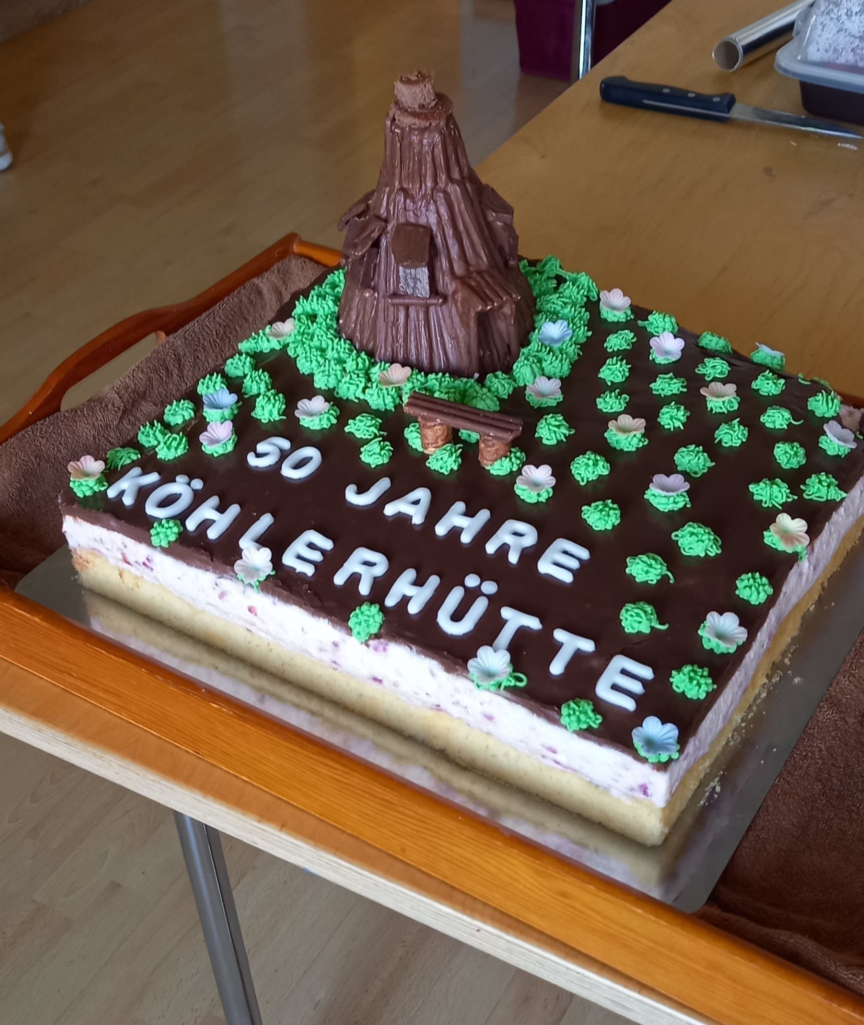 Die Köhlerhütte als Torte