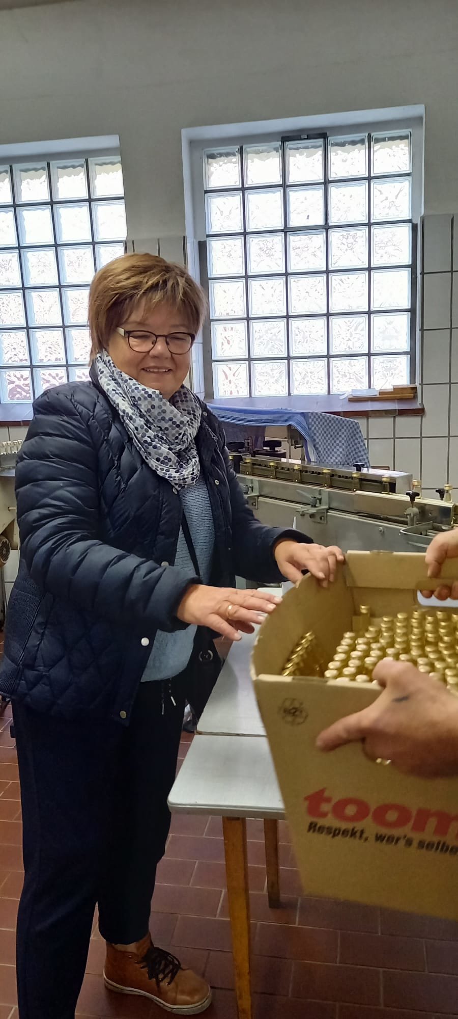 27.10.2021: Abfüllung Fichtenlikör