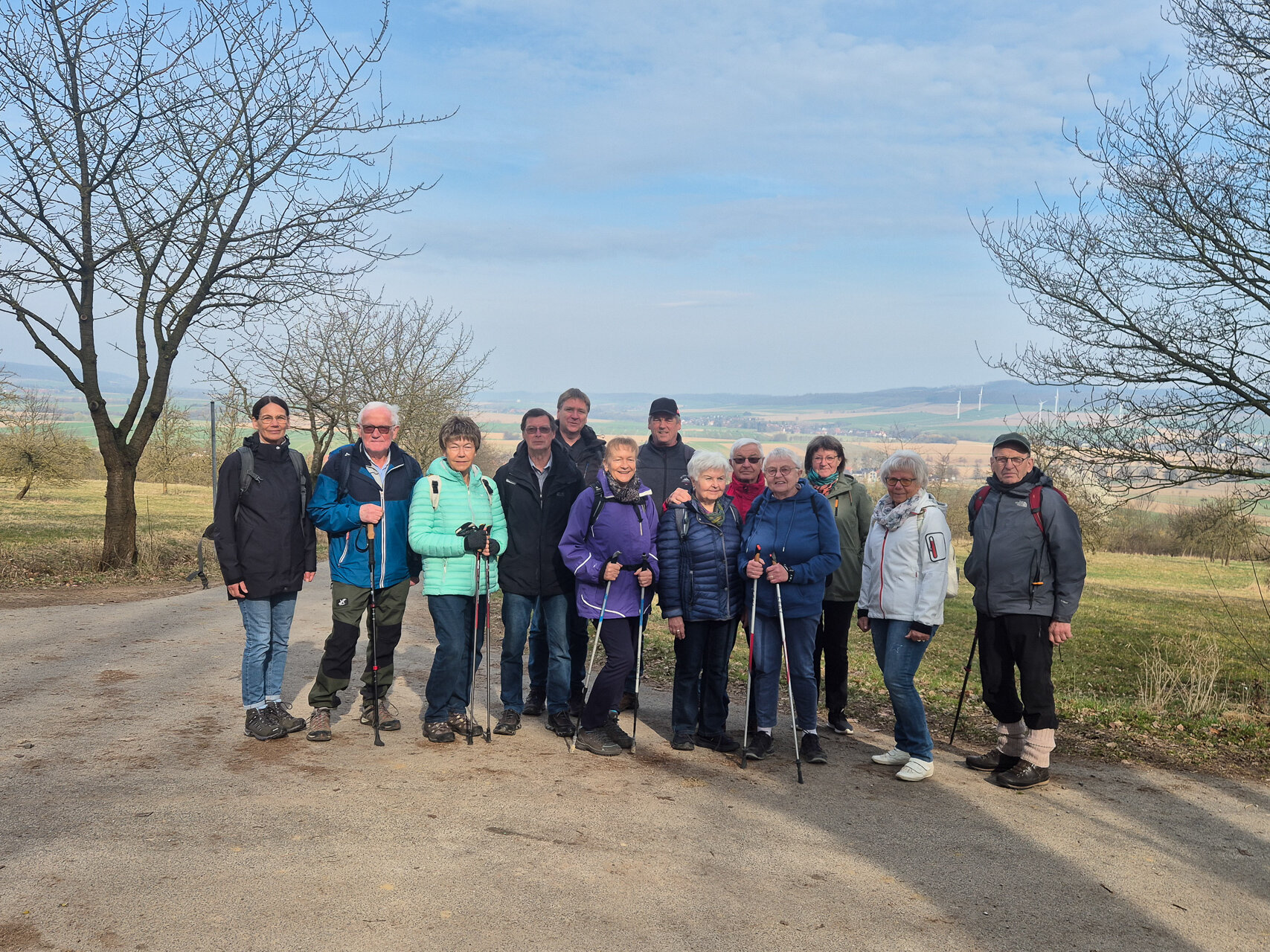 Wandergruppe oberhalb von Sehlem