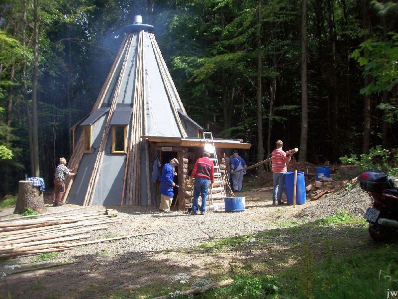 30.07.2011: Renovierung der Köhlerhütte