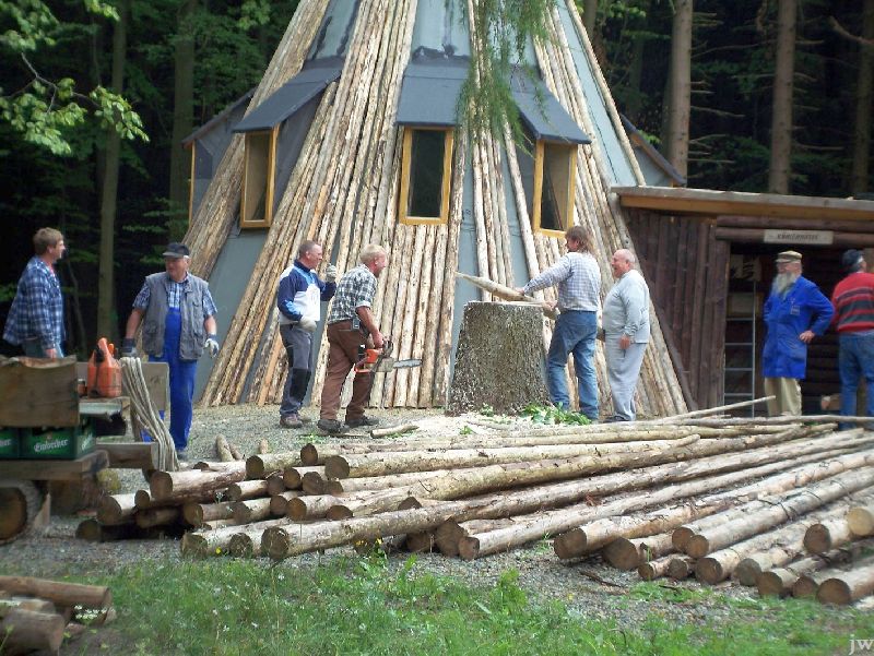 30.07.2011: Renovierung der Köhlerhütte
