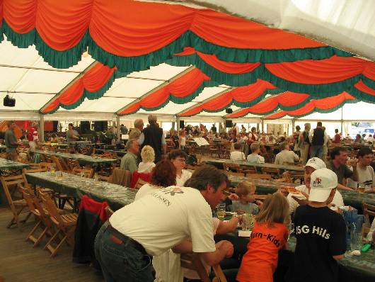 27.06.2004: Festumzug beim Heimatfest