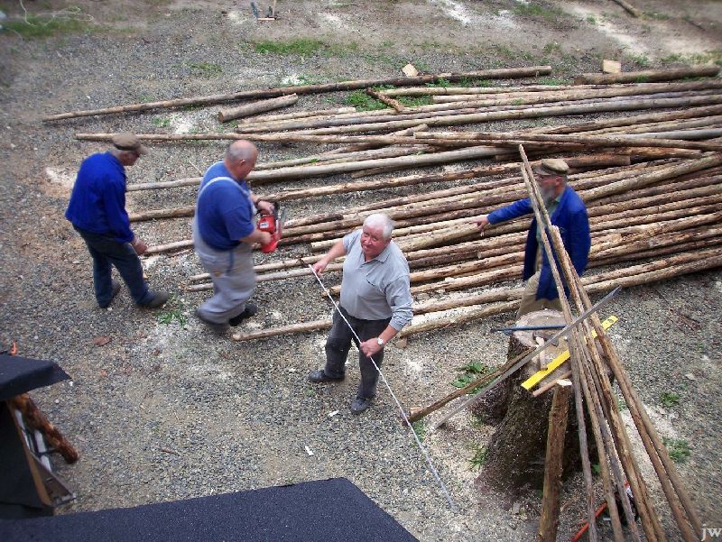 30.07.2011: Renovierung der Köhlerhütte