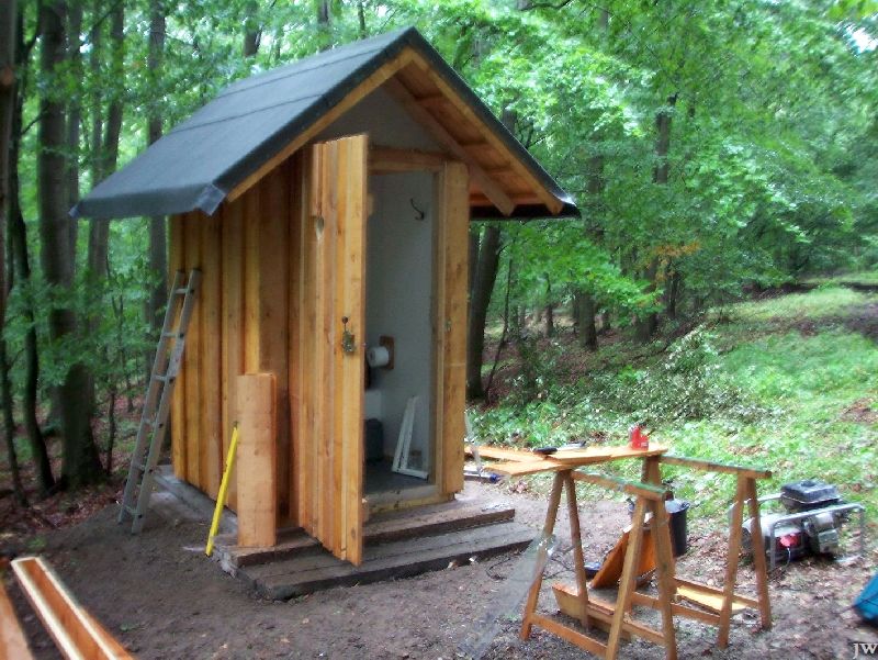 30.07.2011: Renovierung der Köhlerhütte
