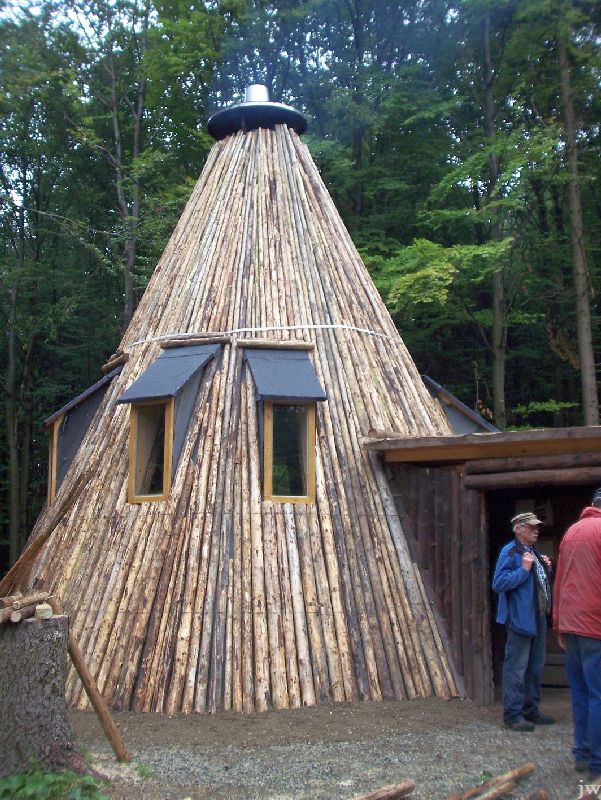 30.07.2011: Renovierung der Köhlerhütte