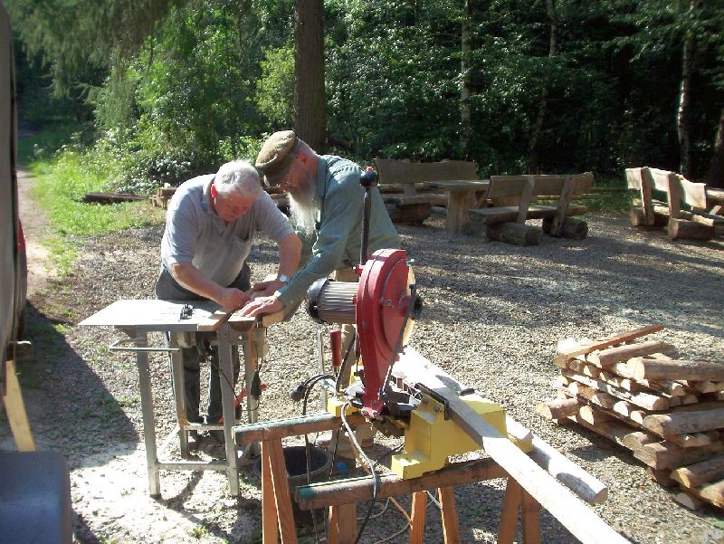 30.07.2011: Renovierung der Köhlerhütte