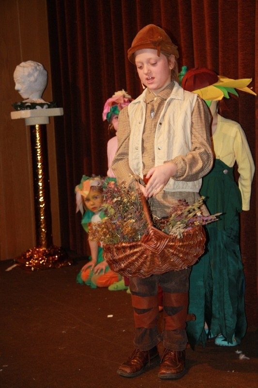 25.11.2009: Kindertheater Zwerg Nase