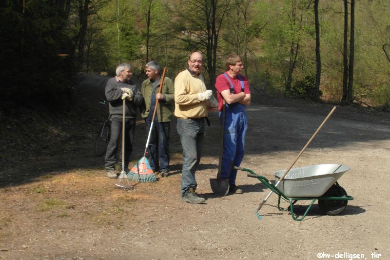 05.2013: Aufbau für das Meilerfest