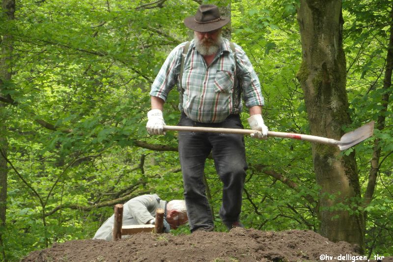 05.2013: Aufbau für das Meilerfest