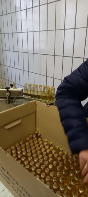 27.10.2021: Abfüllung Fichtenlikör