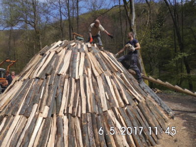 06.05.2017: Meilerbau