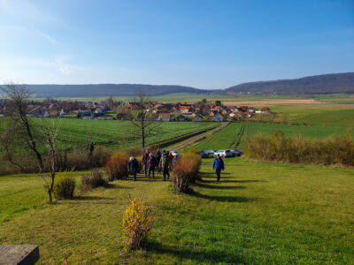 Die Wanderung beginnt oberhalb von Deinsen