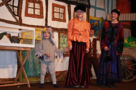 25.11.2009: Kindertheater Zwerg Nase