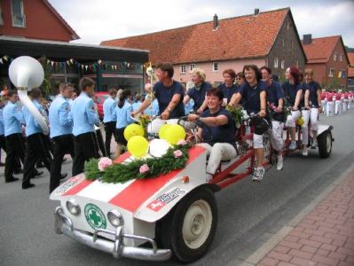 27.06.2004: Festumzug beim Heimatfest