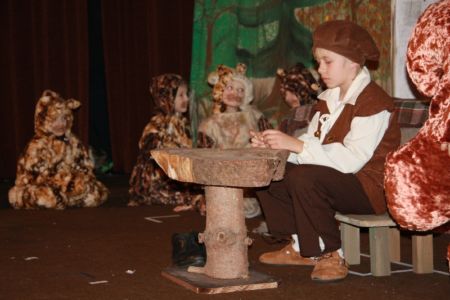 25.11.2009: Kindertheater Zwerg Nase