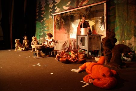 25.11.2009: Kindertheater Zwerg Nase