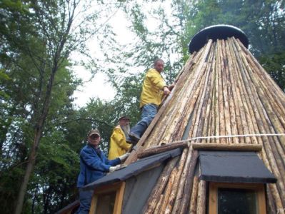 30.07.2011: Renovierung der Köhlerhütte