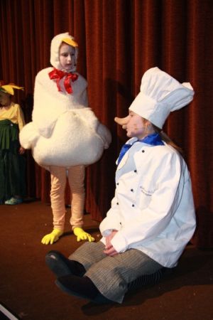 25.11.2009: Kindertheater Zwerg Nase