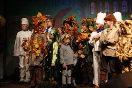 25.11.2009: Kindertheater Zwerg Nase