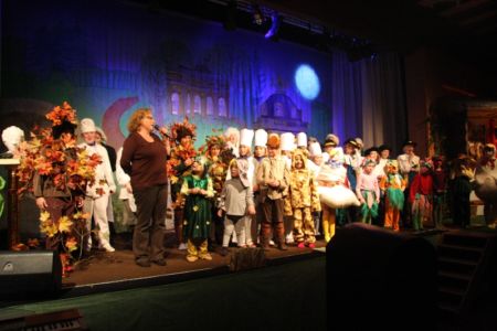 25.11.2009: Kindertheater Zwerg Nase